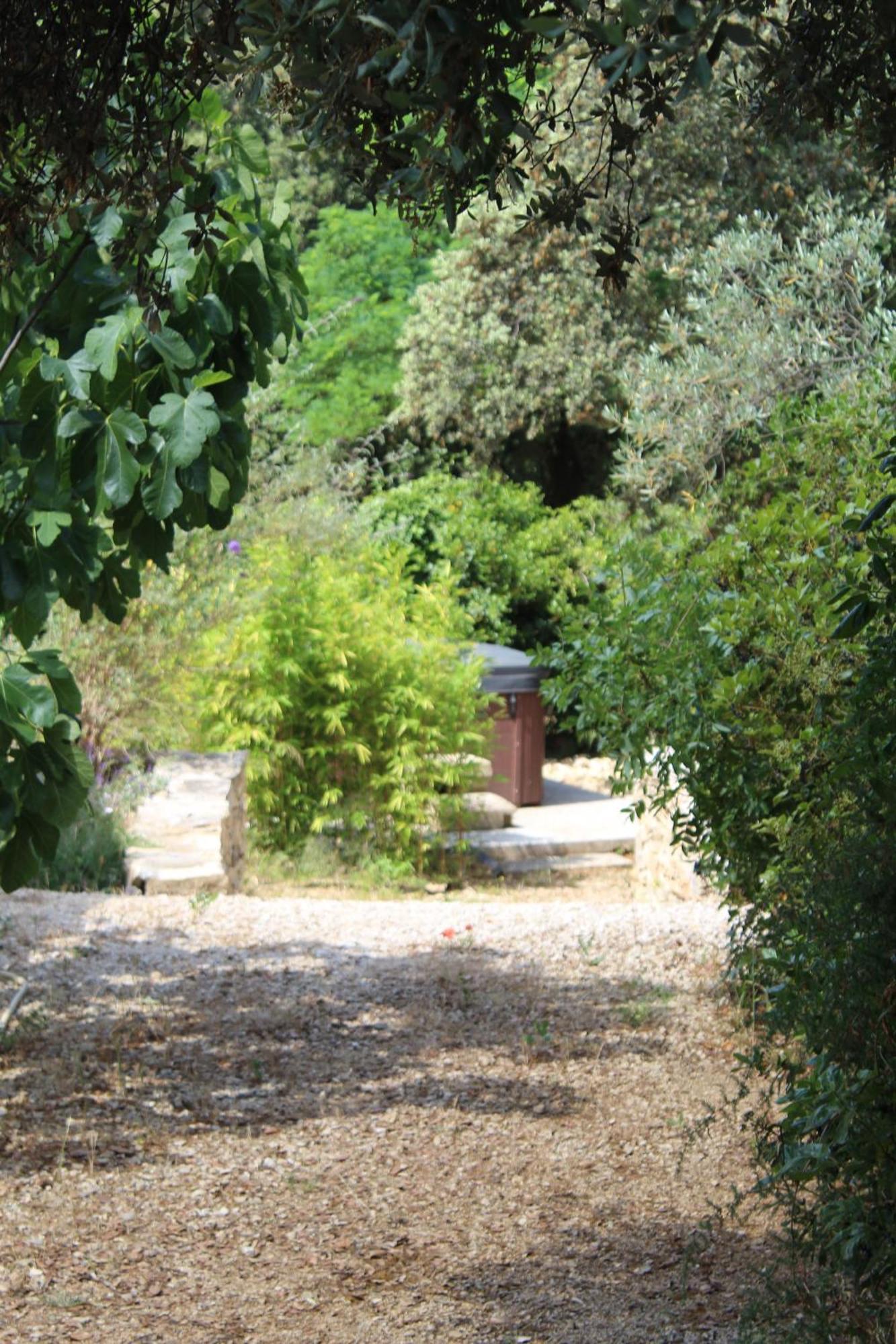 Villa Pierre Blanche Le Calme A 5Mn Du Centre Ville Nimes Luaran gambar
